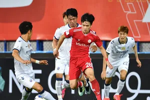 HLV của Ulsan Hyundai hi vọng có kết quả tốt trước Viettel