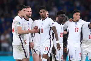 Sau án phạt đầu tiên, hai án phạt khác đang chờ FA