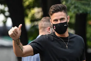 Giroud cám ơn Chelsea và về với Milan