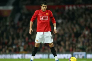 Ronaldo với 'cú lừa đỉnh cao', cái gì cũng... quái