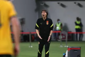 Thua Úc 0-3, huấn luyện viên Trung Quốc lấy Nhật ra so sánh