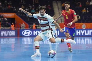 Bồ Đào Nha ngược dòng đánh bại Tây Ban Nha vào bán kết