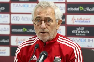 UAE không trảm HLV Van Marwijk