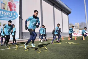 U-23 Thái Lan không sợ lạnh, bố của 1 cầu thủ Malaysia qua đời