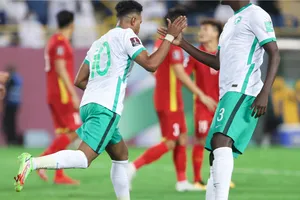 Tuyển Việt Nam 'nợ nần chồng chất' trước Saudi Arabia