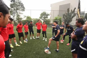 Á quân AFF Cup tập trung chỉ có 11 cầu thủ