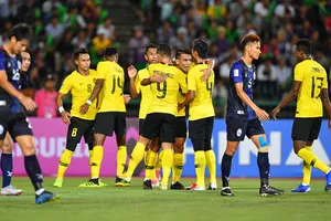 Malaysia - Campuchia (3-1): Honda cũng không đuổi kịp 'Hổ'
