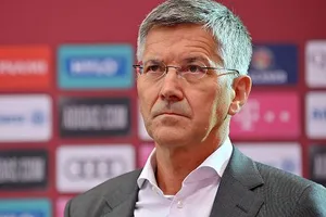 Chủ tịch Bayern Munich nói về việc mua Haaland