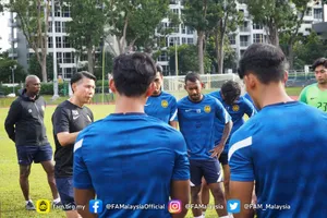 Vì sao HLV Tan Cheng Hoe không bị Malaysia sa thải?