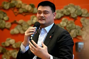 Cựu sao Yao Ming mời 'người chỉ trích Trung Quốc' đến Bắc Kinh