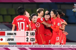 Tuyển Nhật đối đầu Trung Quốc: Tướng ông thua tướng bà