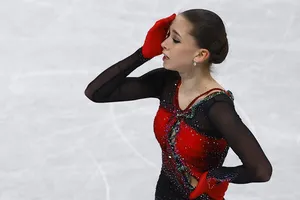 Đoàn Nga không màu cờ sắc áo, lại dính doping?