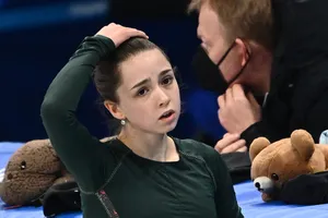 HLV Mỹ nói về cô gái Nga dính Doping