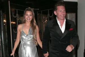 Chạy đua mua Chelsea, bắt đầu “xỏ” nhau