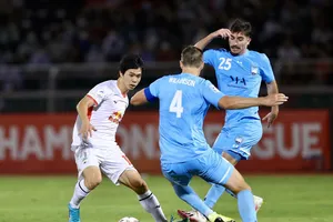 HA Gia Lai đá thế coi sướng