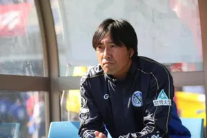 Không có “tuần trăng mật” cho chiến lược gia Nhật