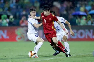 Khi U-23 Philippines phá một lối chơi