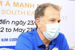 Thái “chặn giúp” kẻ đòi lật ngôi “hậu” VN, Stajcic nói gì?