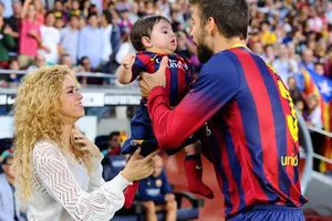 Chùm ảnh thời mặn nồng của Pique và Shakira