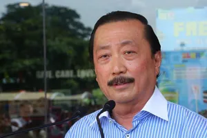 Ông Tan vẫn chưa bỏ mộng sở hữu Bale