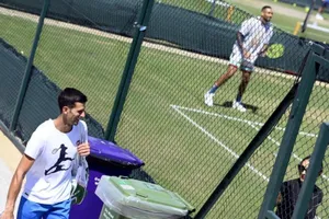 Đoạn đối thoại thú vị Djokovic-Kyrgios trước chung kết