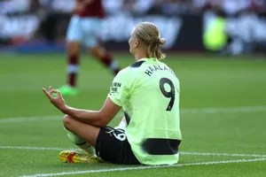 Haaland rực sáng trận mở màn Premier League