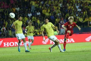 King’s Cup của Thái Lan gồm ba khách mời nào?