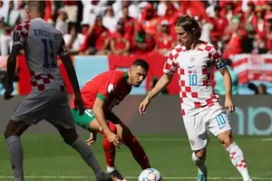 Á quân World Cup bị đại diện châu Phi cầm hòa