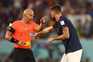 Lộ diện tổ trọng tài vinh dự bắt trận chung kết World Cup