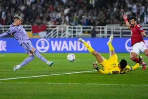 Hai nhà vô địch Á-Âu tranh ngôi vô địch