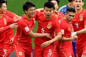 Trung Quốc bất ngờ hạ ĐKVĐ Saudi Arabia thắp sáng hy vọng vào tứ kết