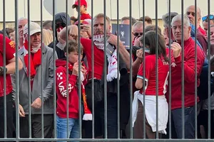 UEFA hoàn tiền vé cho 19.618 fan Liverpool
