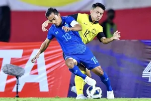 Chanathip nhận lệnh về khoác áo tuyển Thái Lan