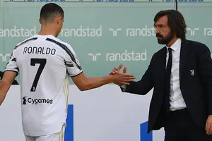 Những nhà cầm quân "bật" Ronaldo và cái kết đắng