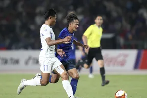 U-22 Campuchia rơi vào thế khó vì bàn thua phút bù giờ