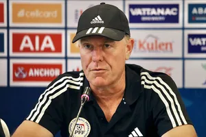 Trước trận “sinh tử”, Alen Stajcic bất ngờ khen ngợi tuyển Việt Nam