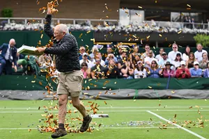 Các nhà hoạt động môi trường phản đối ở Wimbledon