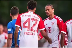 Bayern Munich thắng gì... ‘ác thế’