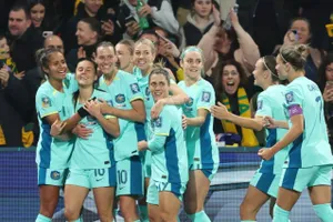 Chủ nhà Úc loại nhà vô địch Olympic khỏi World Cup