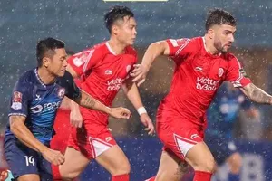 Viettel bỏ lỡ cơ hội lên đỉnh V-League