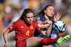 Xác định đội đầu tiên vào bán kết World Cup