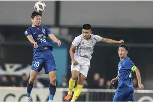 Hà Nội FC ngược dòng hạ Wuhan của Trung Quốc