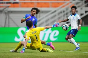 3 đội Anh, Brazil và Iran cùng sáu điểm ở bảng C World Cup U-17