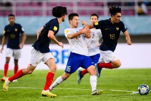 Sau Anh, Pháp suýt là nạn nhân tiếp theo của Uzbekistan