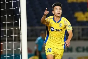 HA Gia Lai lại thua, liệu ‘ghế của Kiatisak có gãy’?