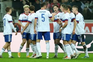 Tuyển Nga chốt trận giao hữu với Serbia, Ukraine viết thư phản đối gì? 