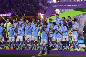 Man City thắng nhà vô địch Nam Mỹ còn dễ hơn ở giải Anh