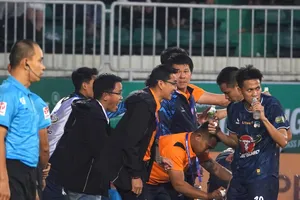 Ông Vũ Tiến Thành ngồi cabin, HA Gia Lai đã đổi vận