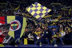 Trận Siêu cúp Thổ Nhĩ Kỳ bị cấm ở Riyadh, tình hình rất rối ren