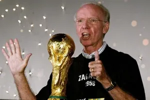 Sự vĩ đại của “Sói già” Zagallo như thế nào?